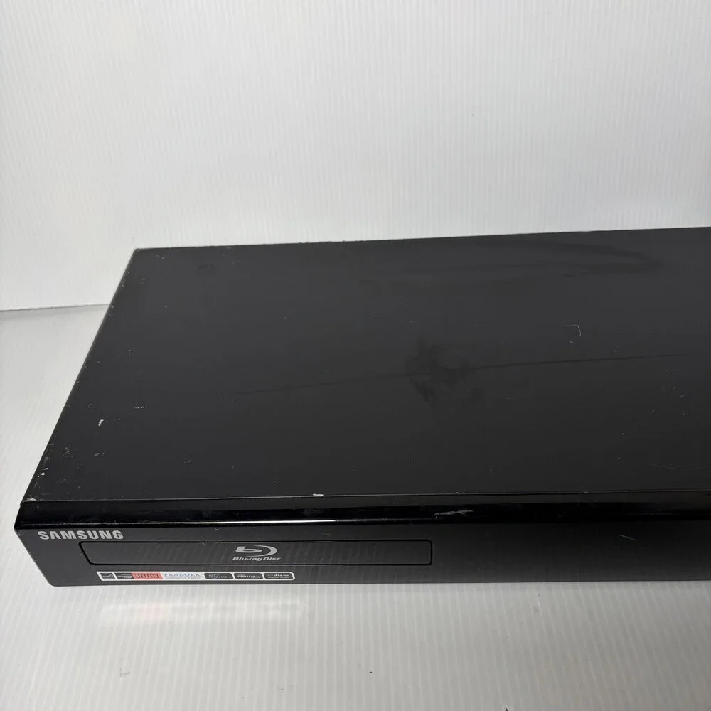 Samsung BD-P1590 Blu-ray Disc Player 1080p Full HD Anynet+ HDMI USB LAN DVD